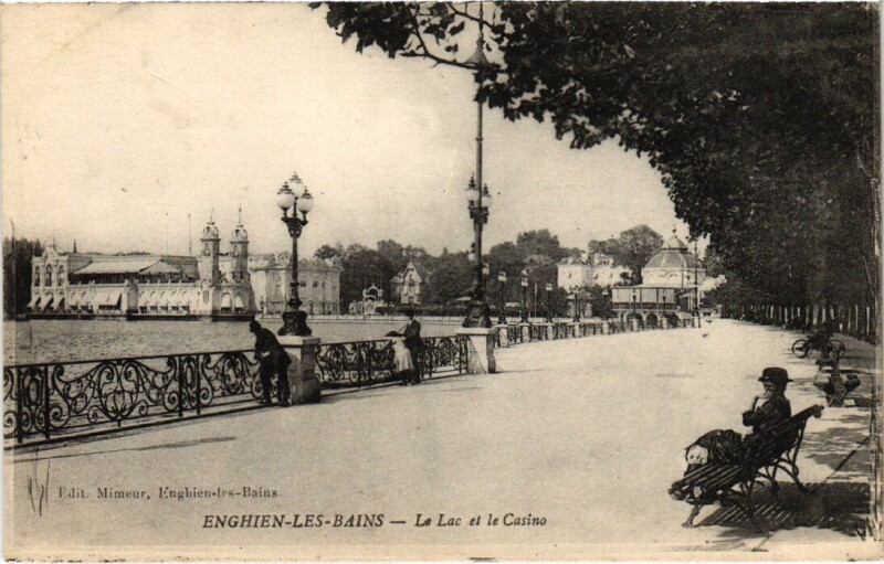 Carte postale ancienne Enghien les Bains Le Lac et le Casino France à Enghien-les-Bains
