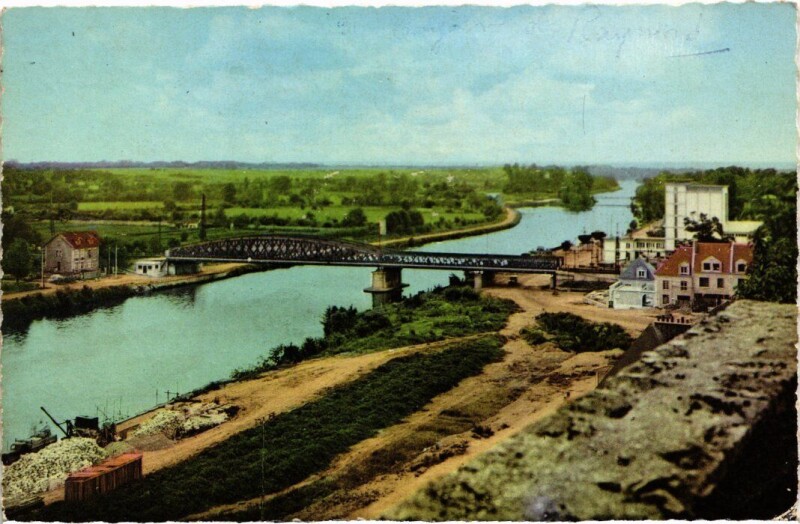 Carte postale ancienne Pontoise Vue Generale France à Pontoise