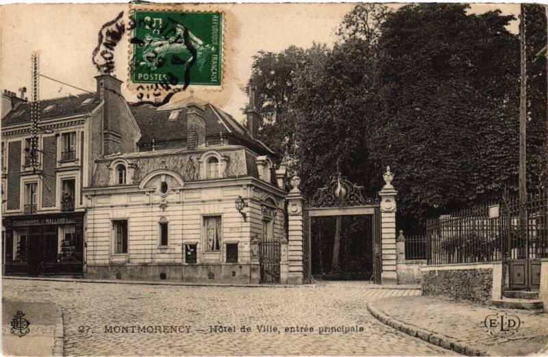 Carte postale ancienne Montmorency Hotel de Ville,entree principale France à Montmorency