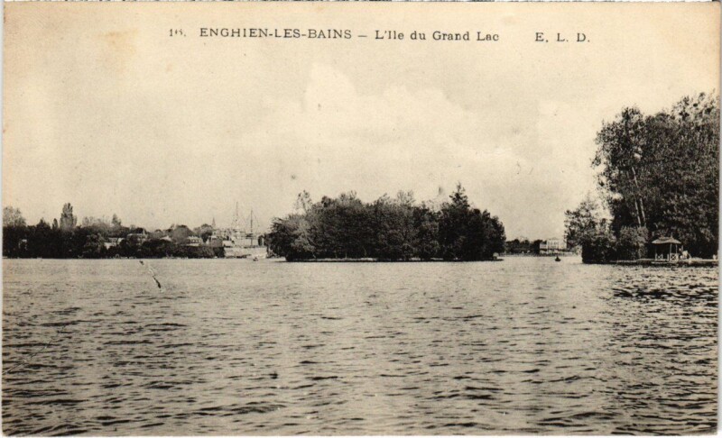 Carte postale ancienne Enghien les Bains L'Ile du Grand Lac France à Enghien-les-Bains