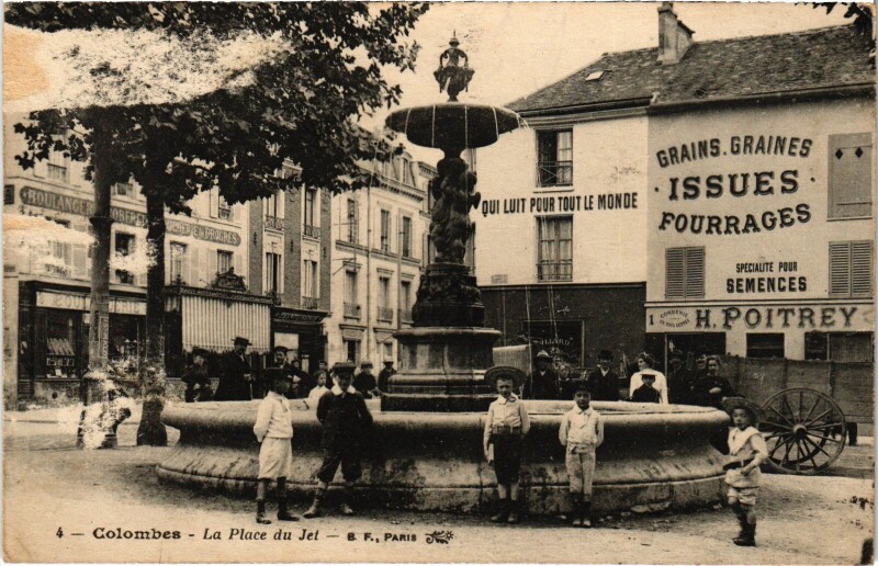 Carte postale ancienne Colombes place du Jet à Colombes