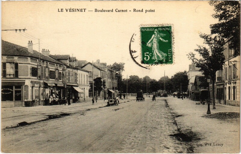Carte postale ancienne Le Vésinet Bd Carnot Rond Point au Vésinet