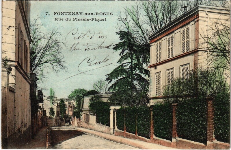 Carte postale ancienne Fontenay-aux-Roses Rue du Plessis-Piquet à Fontenay-aux-Roses