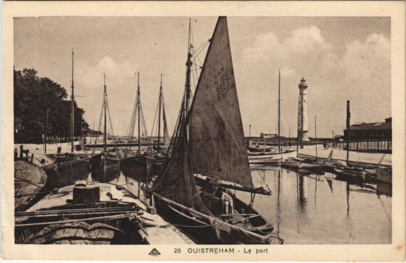 Carte postale ancienne Ouistreham Le Port à Ouistreham