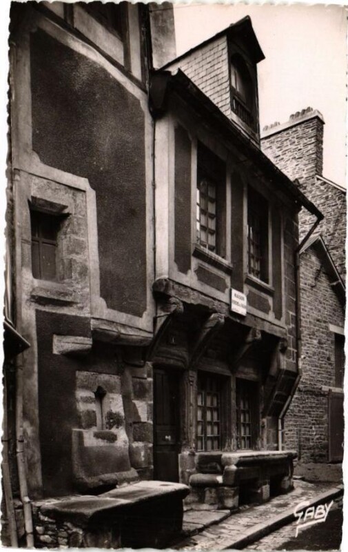 Carte postale ancienne Dol-de-Bretagne-Maison du Porche au Pain à Dol-de-Bretagne