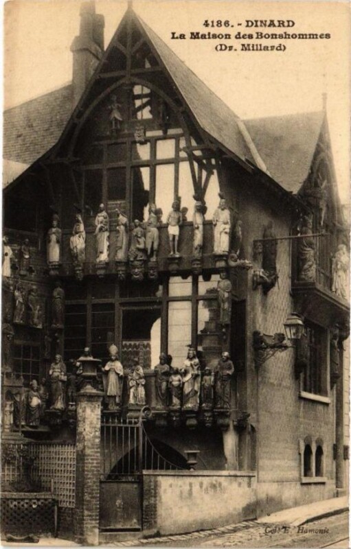 Carte postale ancienne Dinard-La Maison des Bonshommes à Dinard
