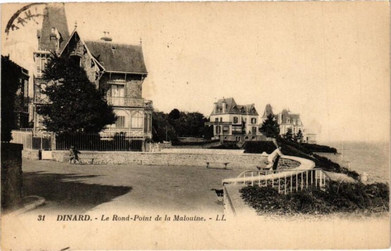 Carte postale ancienne Dinard-Le Rond Point de la Malouine à Dinard
