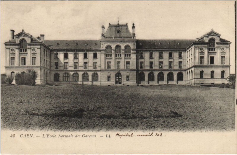 Carte postale ancienne Caen L'Ecole Normale des Garcons