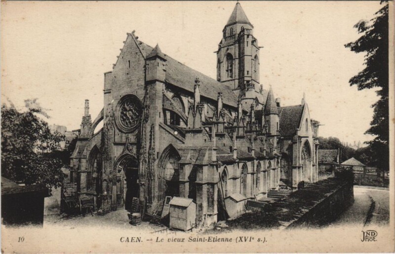 Carte postale ancienne Caen Le Vieux Saint-Etienne à Vieux