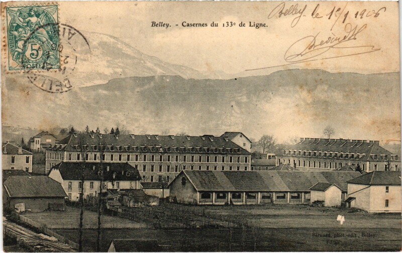 Carte postale ancienne Belley Caserne du 133e de ligne à Belley