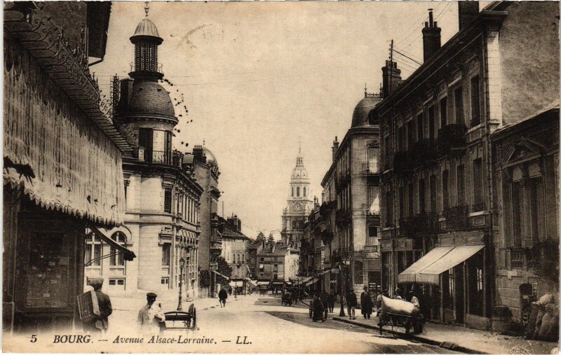 Carte postale ancienne Bourg en Bresse Avenue Alsace Lorraine à Bourg-en-Bresse