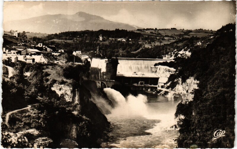 Carte postale ancienne Genissiat vue d'ensemble
