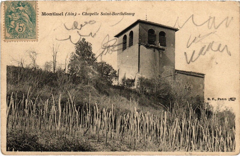 Carte postale ancienne Montluel Chapelle Saint-Barthelemy à Montluel