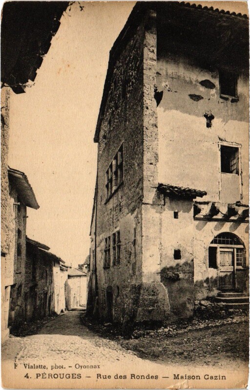 Carte postale ancienne Perouges Rue des Rondes