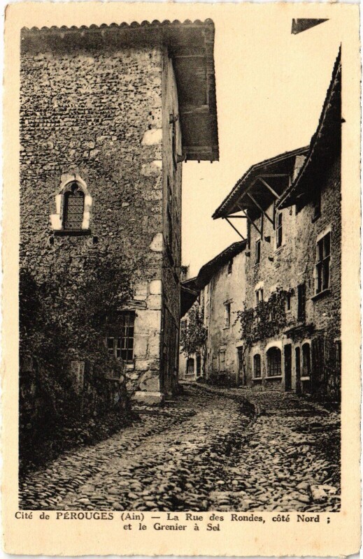 Carte postale ancienne Perouges Rue des Rondes