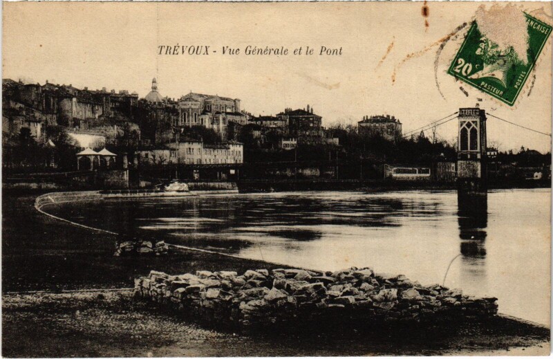 Carte postale ancienne Vue Générale et le Pont à Trévoux