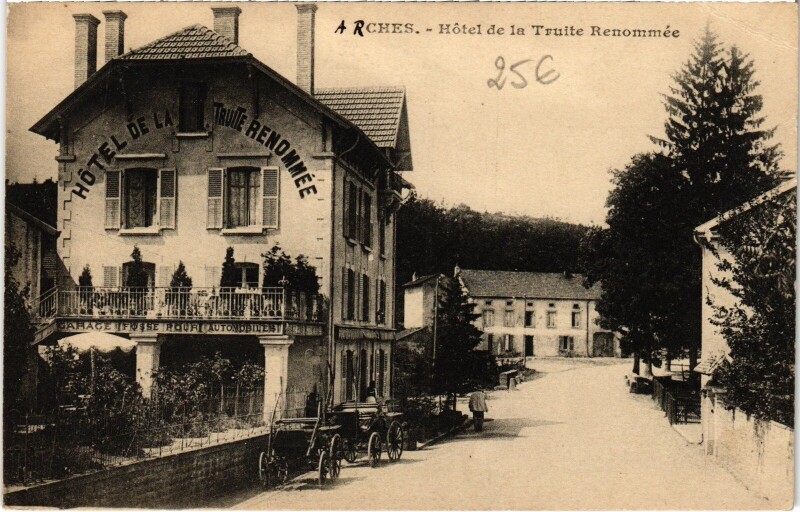 Carte postale ancienne Arches Hotel de la Truite renommée à Arches