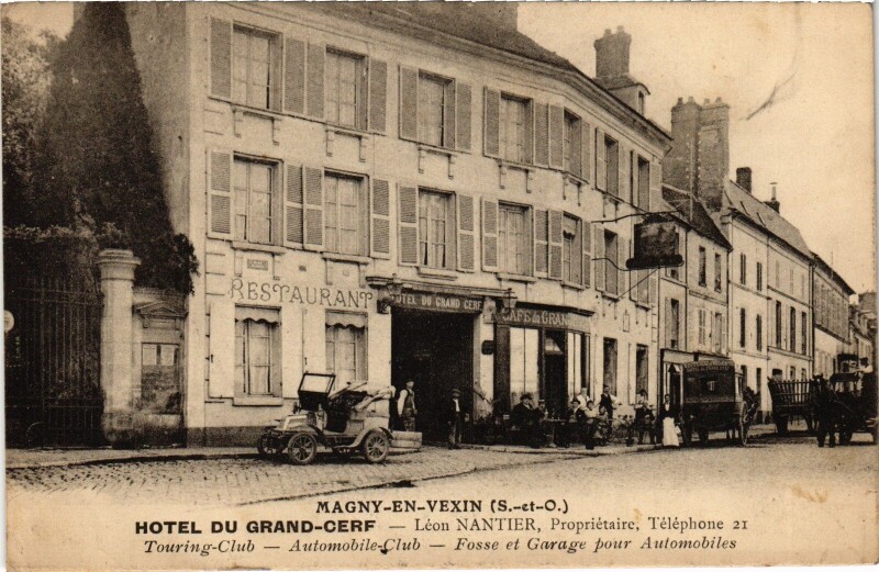 Carte postale ancienne Magny-en-Vexin Hotel du Grand Cerf à Magny-en-Vexin