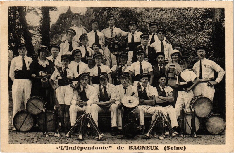 Carte postale ancienne Bagneux l'indépendante à Bagneux