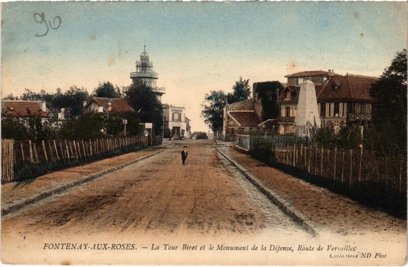 Carte postale ancienne Fontenay-aux-Roses Tour Biret Mon. de la Défense à Fontenay-aux-Roses