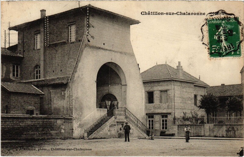 Carte postale ancienne Chatillon s Chalaronne Mairie