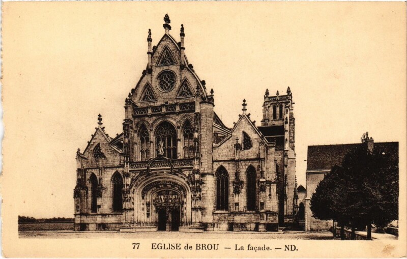 Carte postale ancienne Bourg en Bresse Brou Church à Bourg-en-Bresse