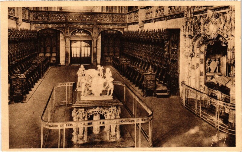 Carte postale ancienne Bourg en Bresse Brou Church Le Choeur à Bourg-en-Bresse