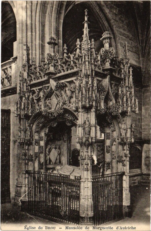 Carte postale ancienne Bourg en Bresse Brou Church Mausolee de Marguerite à Bourg-en-Bresse