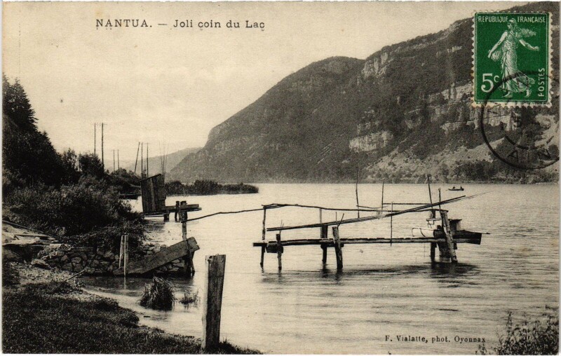 Carte postale ancienne Nantua Joli coin du Lac à Nantua