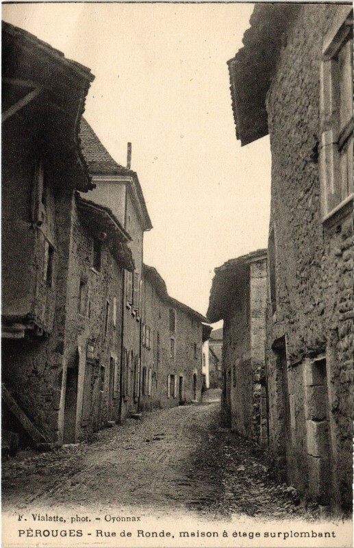 Carte postale ancienne Perouges Rue de Ronde