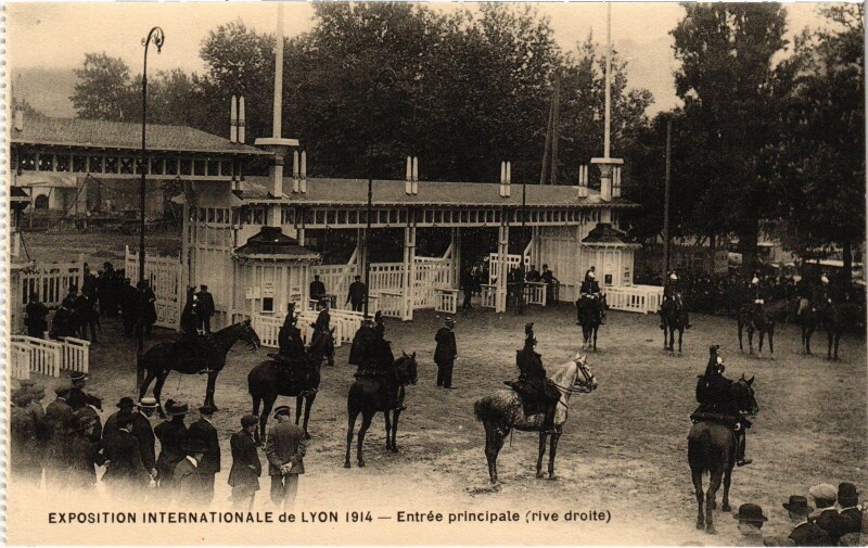 Carte postale ancienne 1914 Expo Lyon Entrée principale
