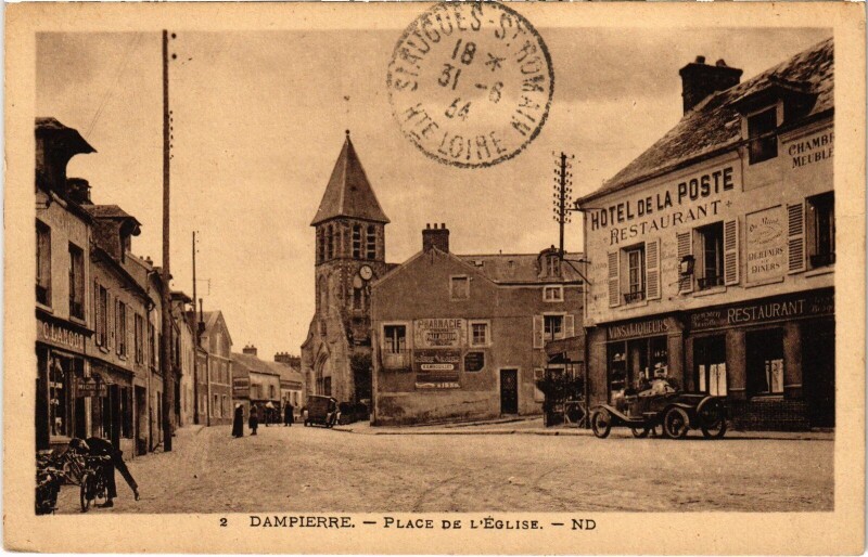 Carte postale ancienne Dampierre Place de l'Eglise