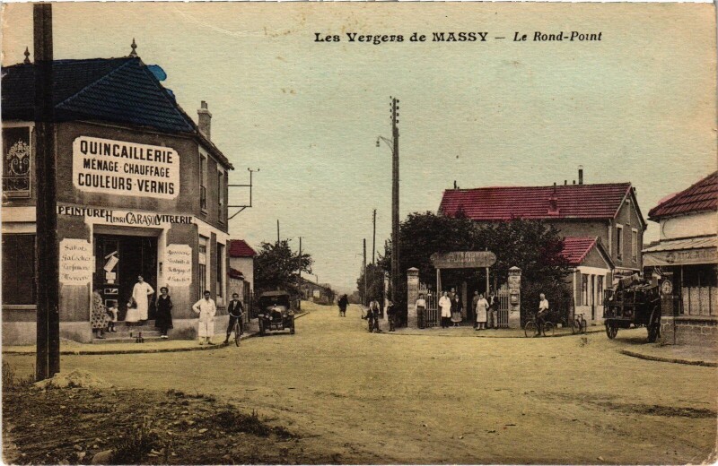 Carte postale ancienne Les Verges de Massy Le Rond-Point à Massy