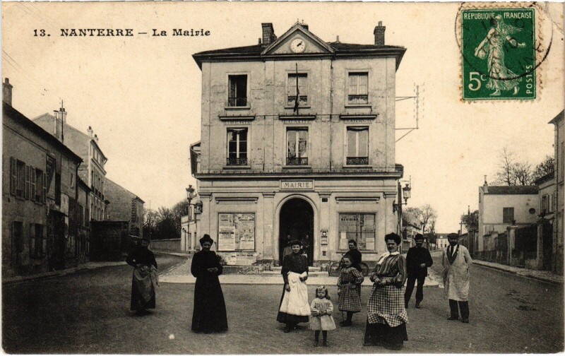 Carte postale ancienne Nanterre La Mairie à Nanterre