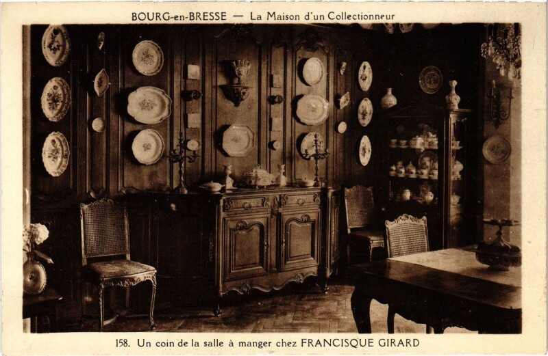 Carte postale ancienne Bourg en Bresse Maison d'un Collectionneur Un coin de la salle à Bourg-en-Bresse
