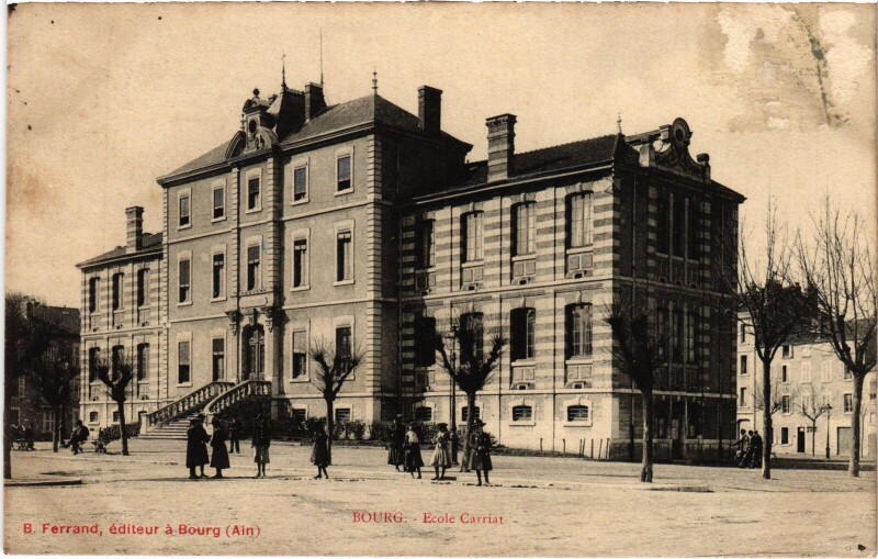 Carte postale ancienne Bourg en Bresse Ecole Carriat à Bourg-en-Bresse