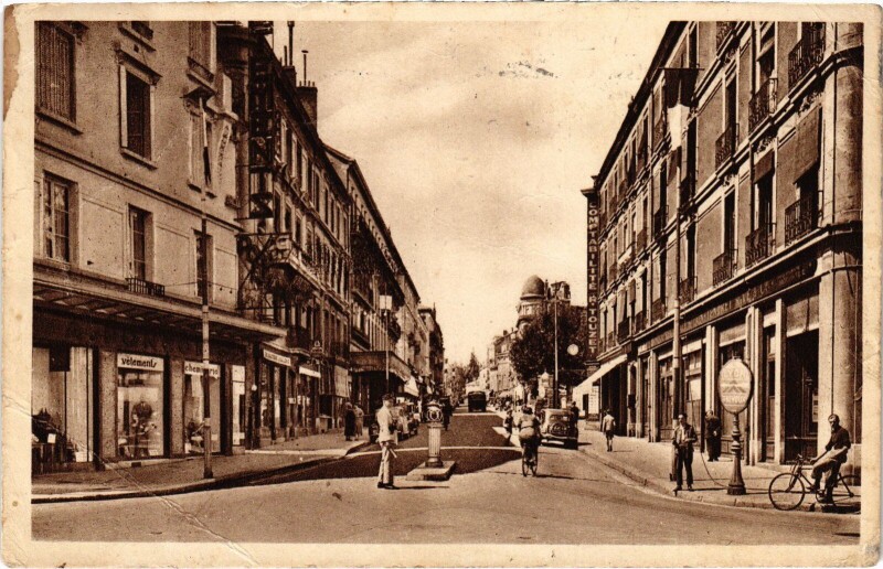 Carte postale ancienne Bourg en Bresse Avenue Alsace Lorraine à Bourg-en-Bresse