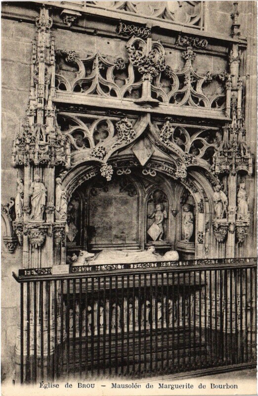 Carte postale ancienne Bourg en Bresse Brou Church Mausolee Marguerite à Bourg-en-Bresse