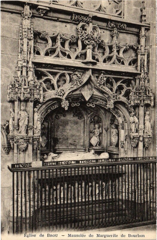Carte postale ancienne Bourg en Bresse Brou Church Mausolee de Marguerite à Bourg-en-Bresse