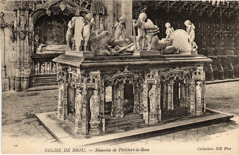 Carte postale ancienne Bourg en Bresse Brou Church Mausolee de Philibert le Beau à Bourg-en-Bresse