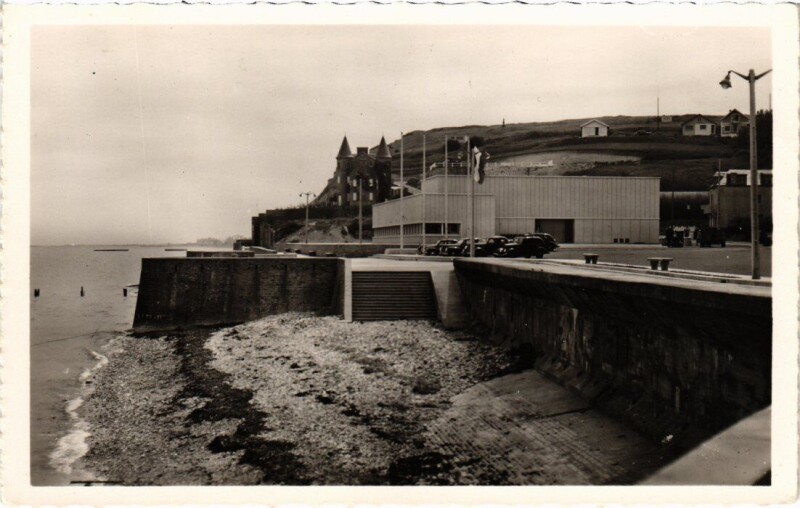 Carte postale ancienne Arromanches Port Winston France