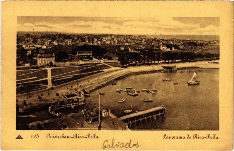 Carte postale ancienne Ouistreham Panorama de Riva-Bella France à Ouistreham