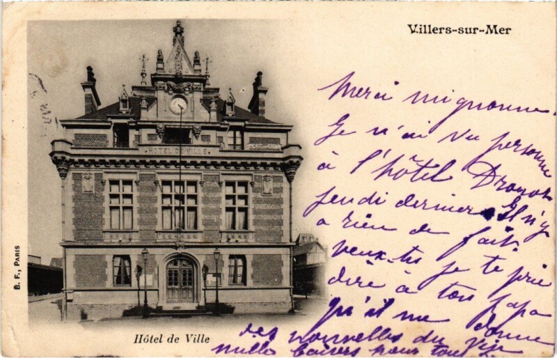 Carte postale ancienne Villers sur Mer Hotel de Ville France à Villers-sur-Mer
