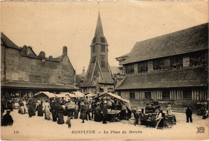 Carte postale ancienne Honfleur La Place du Marche France à Honfleur