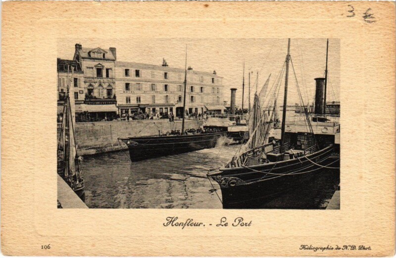 Carte postale ancienne Honfleur Le Port France à Honfleur