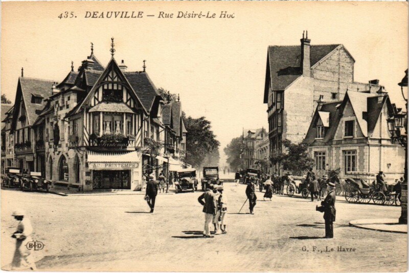 Carte postale ancienne Deauville Rue esire Le Hoc France à Deauville