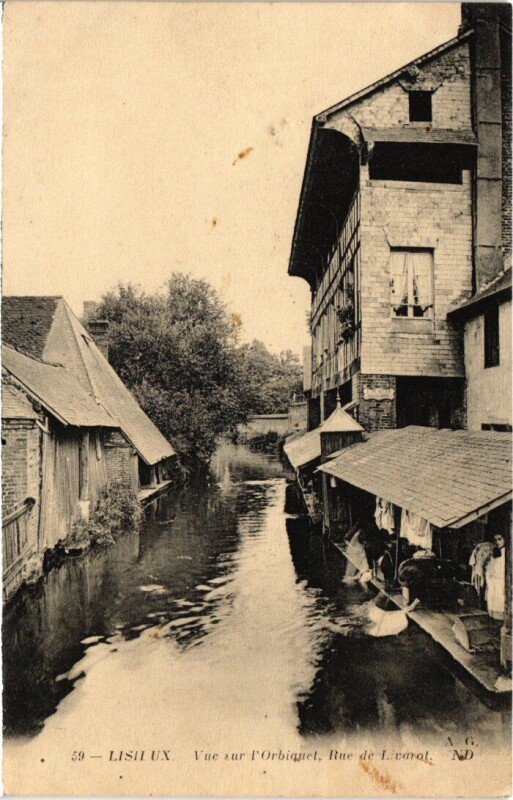 Carte postale ancienne Lisieux Vue sur l'Orbiquet France à Lisieux