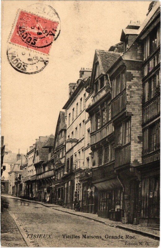 Carte postale ancienne Lisieux Vieilles Maisons, Grande Rue France à Lisieux