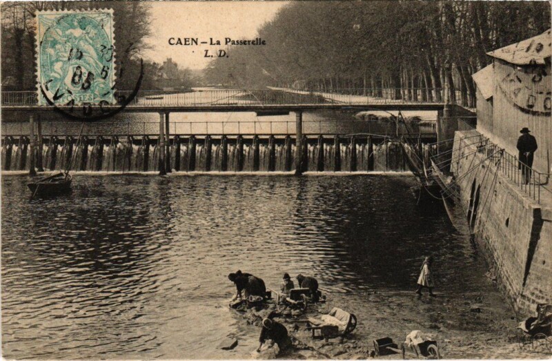 Carte postale ancienne Caen La Passerelle France