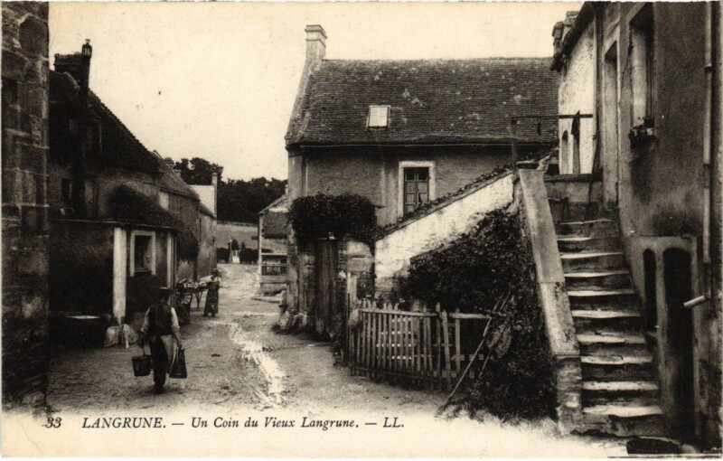 Carte postale ancienne Langrune Un Coin du Vieux Langrune France à Vieux